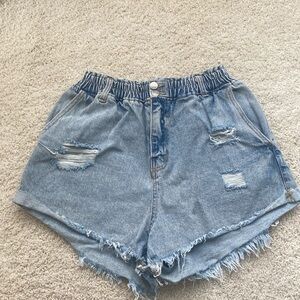 Boutique jean shorts size large
